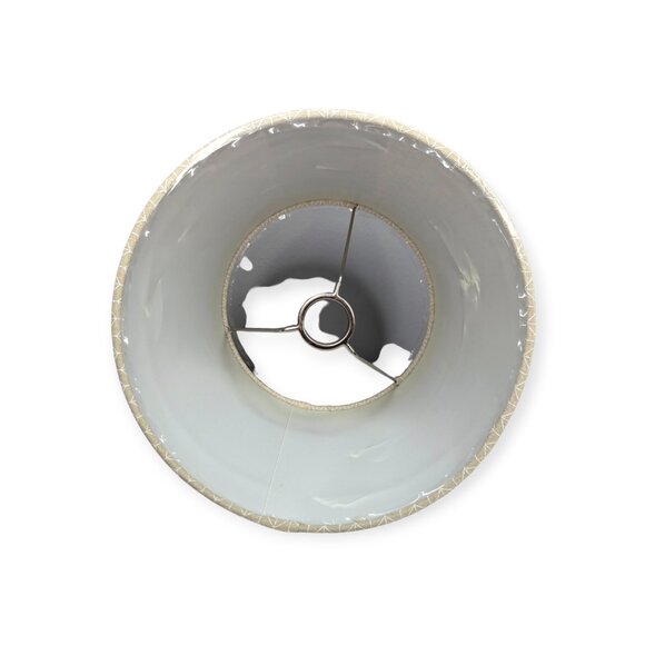 NWT Threshold Tan & White Sour Cream Chevron Lamp Shade - Picture 6 of 8